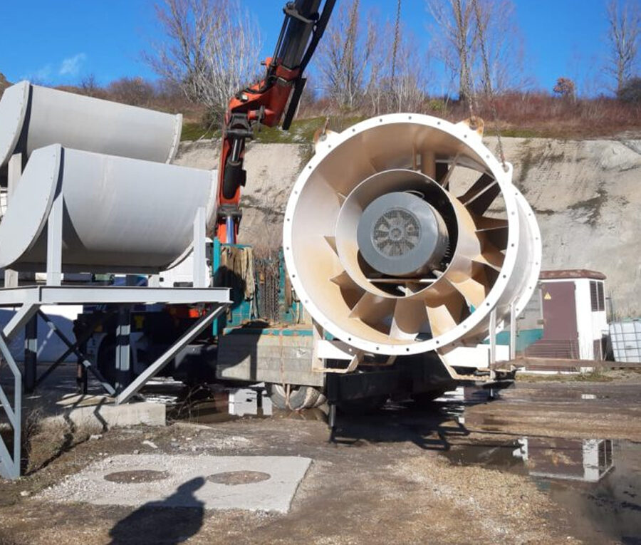 FERROVIARIO: SUSTITUCION DE VENTILADOR 250 KW EN LA VARIANTE DE LOS TUNELES DE PAJARES